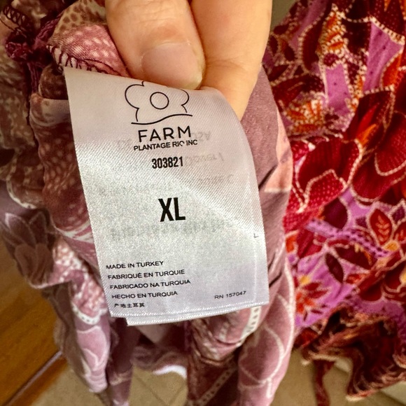 Farm Rio NWT's floral Women's Dress with belt and beading Perfect for spring! - Picture 7 of 11